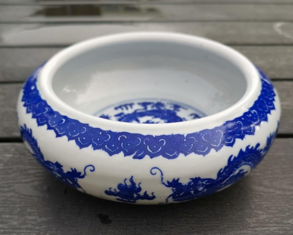 Chinese Blauw Wit Drakenkom Qianlong-stijl – €10, Tuin en Terras, Vierkant, Ophalen of Verzenden, Zo goed als nieuw, Aardewerk
