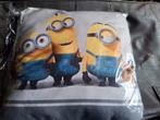 Minions Kussen - Nieuw in Verpakking!, Ophalen of Verzenden, Nieuw, Geel, Rechthoekig