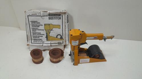 Dozen tacker karton doos nieter stanley bostitch d60adc, Doe-het-zelf en Verbouw, Gereedschap | Overige machines, Zo goed als nieuw