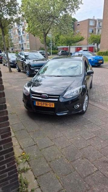 Ford Focus 1.0 Ecoboost titanium 92KW Wagon 2013 Zwart beschikbaar voor biedingen