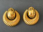 “Monet” vintage vergulde clip-on oorbellen, Sieraden, Tassen en Uiterlijk, Verzenden, Zo goed als nieuw, Knopjes of Stekers, Goud