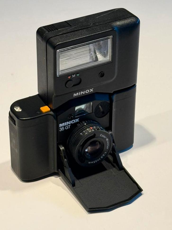 Minox 35GT + Flitser (FC35) – Originele Set in Leren Hoezen, Audio, Tv en Foto, Fotocamera's Analoog, Zo goed als nieuw, Compact