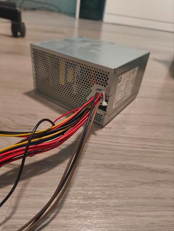 HP voeding 80 watt  beschikbaar voor biedingen