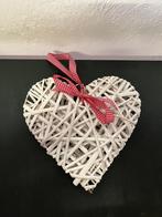 Deco hart/bruilofts hart / rieten hart wit, Huis en Inrichting, Ophalen of Verzenden, Zo goed als nieuw