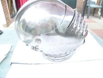 Decoratieve Replica Ridder Helm met KlapVizier gewicht 2kg beschikbaar voor biedingen