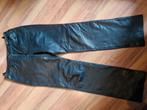 Zwart leren  broek mt 42, Zwart, Maat 42/44 (L), Ophalen of Verzenden, Lang