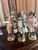 CAVALERIEOFFICIER Porseleinen beeldje, Antiek en Kunst, Antiek | Porselein, Ophalen of Verzenden