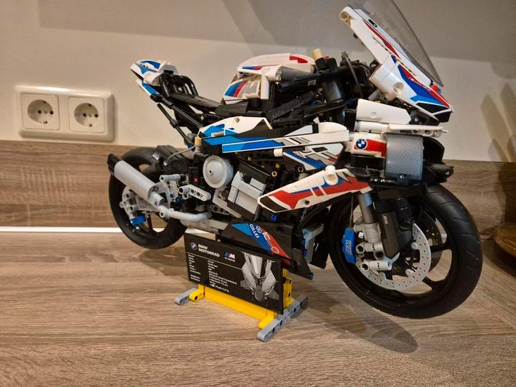 lego Technic BMW 1000RR 42130, Kinderen en Baby's, Speelgoed | Duplo en Lego, Zo goed als nieuw, Ophalen of Verzenden