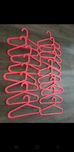 16 Roze Kinder Kledinghangers, Ophalen of Verzenden, Zo goed als nieuw