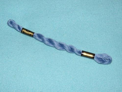 DMC coton perlé 5 kleur 799 delfts blauw 25 meter NIEUW, Hobby en Vrije tijd, Borduren en Borduurmachines, Nieuw, Borduurgaren of Zijde