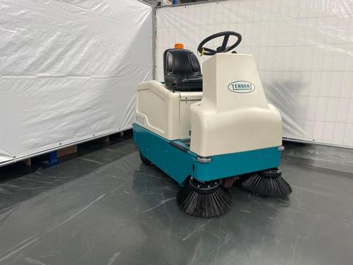 Tennant 6100 veegmachine (gereviseerd), Zakelijke goederen, Machines en Bouw | Onderhoud en Reiniging, Ophalen of Verzenden