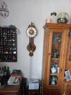 Antieke Wandklok met Slinger, Antiek en Kunst, Ophalen of Verzenden