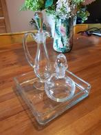 2 Karafjes op glazen schaal, Ophalen of Verzenden, Zo goed als nieuw, Overige typen