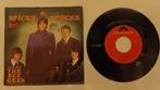 Bee Gees - Spicks & Specks / I am the world, Gebruikt, 7 inch, Single, Ophalen of Verzenden