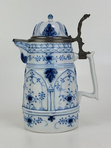 Antieke (19e eeuw) porseleinen Bier stein beschikbaar voor biedingen
