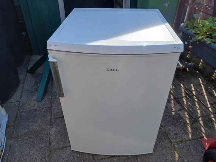 AEG Koelkast - Compact en Betrouwbaar, Witgoed en Apparatuur, Koelkasten en IJskasten, Gebruikt, Met vriesvak, Minder dan 75 liter