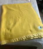 Gele vintage acryl deken, Hatema, Huis en Inrichting, Ophalen, Zo goed als nieuw