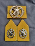 Setje geneeskundige dienst geel (natosluiting), Verzamelen, Ophalen of Verzenden, Landmacht, Nederland, Embleem of Badge