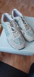 Dames schoenen sneakers, Beige, Ophalen of Verzenden, Sneakers of Gympen, Zo goed als nieuw
