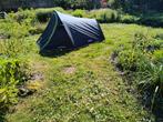 Lichtgewicht tent. Zwarte buitentent. Twee glasfiber stokken, Ophalen of Verzenden, Gebruikt, Tot en met 2