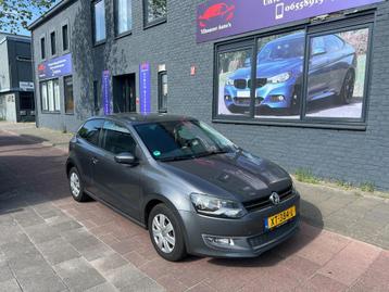 Volkswagen Polo 1.2 cruise stoelverwarming parksensor airco beschikbaar voor biedingen