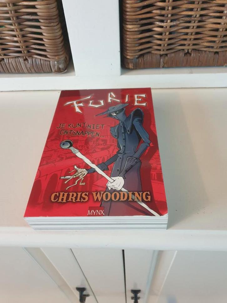 Chris Wooding - Furie, Boeken, Fantasy, Gelezen, Ophalen of Verzenden