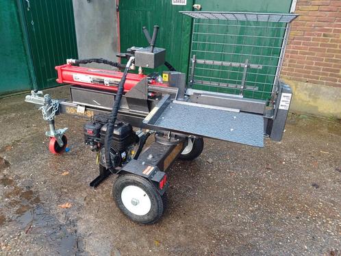 Kloofmachine te huur 30ton houtklover houtkliever, Tuin en Terras, Kloofmachines, Gebruikt, Liggend, Benzine, Ophalen