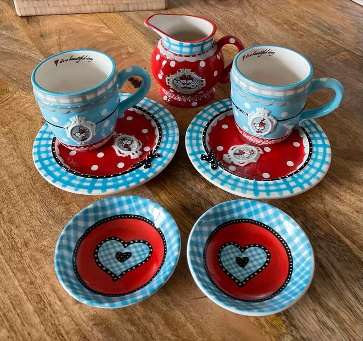 Leuke Studio Koekepeer kopjes, bordjes en melkkannetje, Huis en Inrichting, Keuken | Servies, Gebruikt, Kop(pen) en/of Schotel(s)