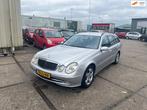 Mercedes-Benz E-klasse Combi 240 Avantgarde Inruil mogelijk, Achterwielaandrijving, Gebruikt, 2597 cc, Leder en Stof