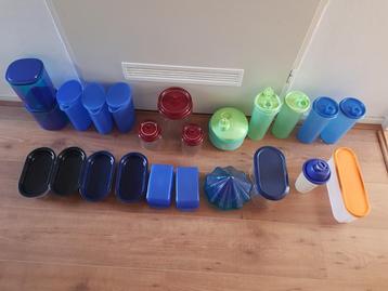 Tupperware  beschikbaar voor biedingen
