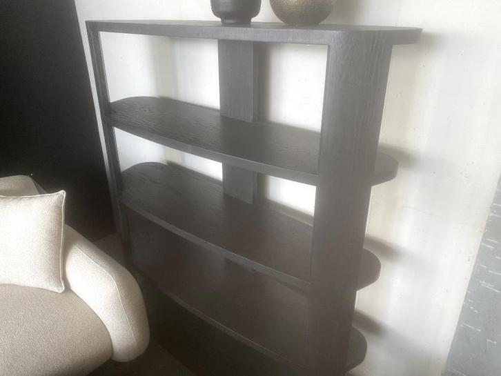 Richmond Interiors Navarino wandkast zwart, Huis en Inrichting, Kasten | Stellingkasten, Zo goed als nieuw, Ophalen