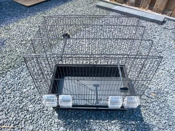 kleine vogel kooi beschikbaar voor biedingen