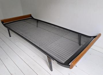Vintage Auping Cleopatra daybed beschikbaar voor biedingen