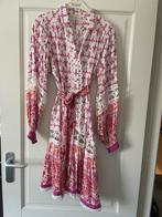 Mooie jurk miss june, Kleding | Dames, Wit, Ophalen of Verzenden, Zo goed als nieuw, Knielengte