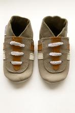 Sportieve grijs leren babyslofjes van Baby-Slofje, Kinderen en Baby's, Babykleding | Schoentjes en Sokjes, Ophalen of Verzenden