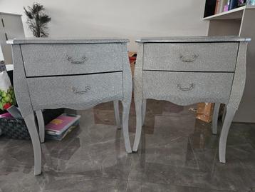 MOET WEG! Commodekast zilver glitter barok stijl beschikbaar voor biedingen