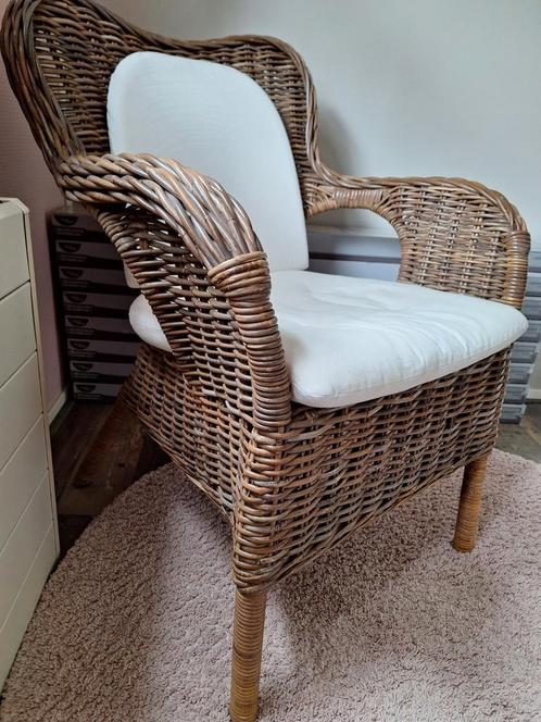 Rotan / rieten stoel ikea, Huis en Inrichting, Fauteuils, Gebruikt, Riet of Rotan, 50 tot 75 cm, Minder dan 75 cm, Ophalen