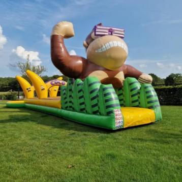 Springkussen buikkschuifbaan gorilla beschikbaar voor biedingen