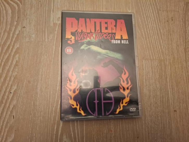 Dvd Pantera – 3 Vulgar Videos From Hell. (1999), Cd's en Dvd's, Dvd's | Muziek en Concerten, Zo goed als nieuw, Muziek en Concerten
