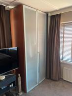 Kledingkast 2st met glas vouwdeuren, Huis en Inrichting, Gebruikt, 100 tot 150 cm, Ophalen of Verzenden, Met hangruimte