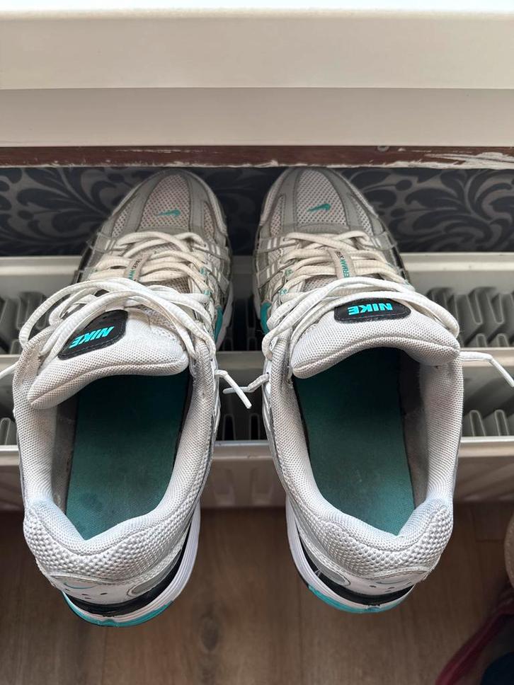 Nike P6000 Gebruikt - Logo Beschadigd, Kleding | Heren, Schoenen, Gedragen, Sneakers of Gympen, Overige kleuren, Ophalen of Verzenden