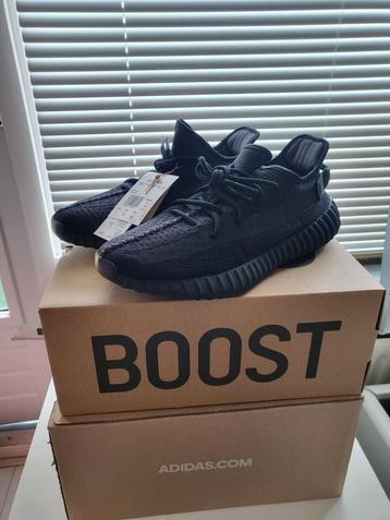 Adidas Yeezy Boost 350 v2 Onyx 45 1/3 [new] beschikbaar voor biedingen