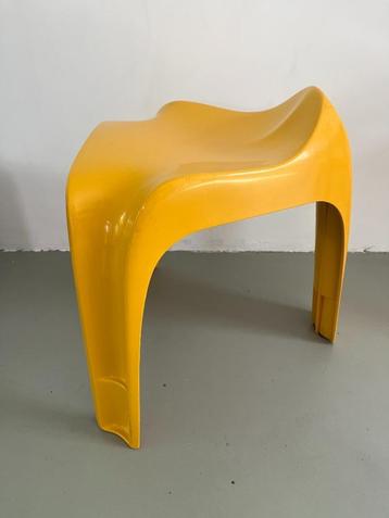 Vintage Casala kruk space-age jaren '70 Design kunststof  beschikbaar voor biedingen