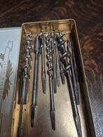 Vintage boren setje in metalen doos, Gebruikt, Onbekend, Ophalen of Verzenden, Onbekend
