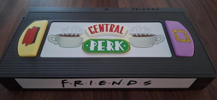 Friends Interactieve Quiz (nieuw, Nederlandstalig), Hobby en Vrije tijd, Gezelschapsspellen | Overige, Nieuw, Ophalen of Verzenden