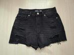 Zwart FB Sister short maat M, Kleding | Dames, Spijkerbroeken en Jeans, Zwart, Ophalen of Verzenden, Zo goed als nieuw, W30 - W32 (confectie 38/40)
