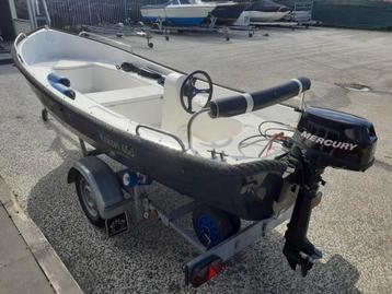Krezel 460 consoleboot met motor  beschikbaar voor biedingen