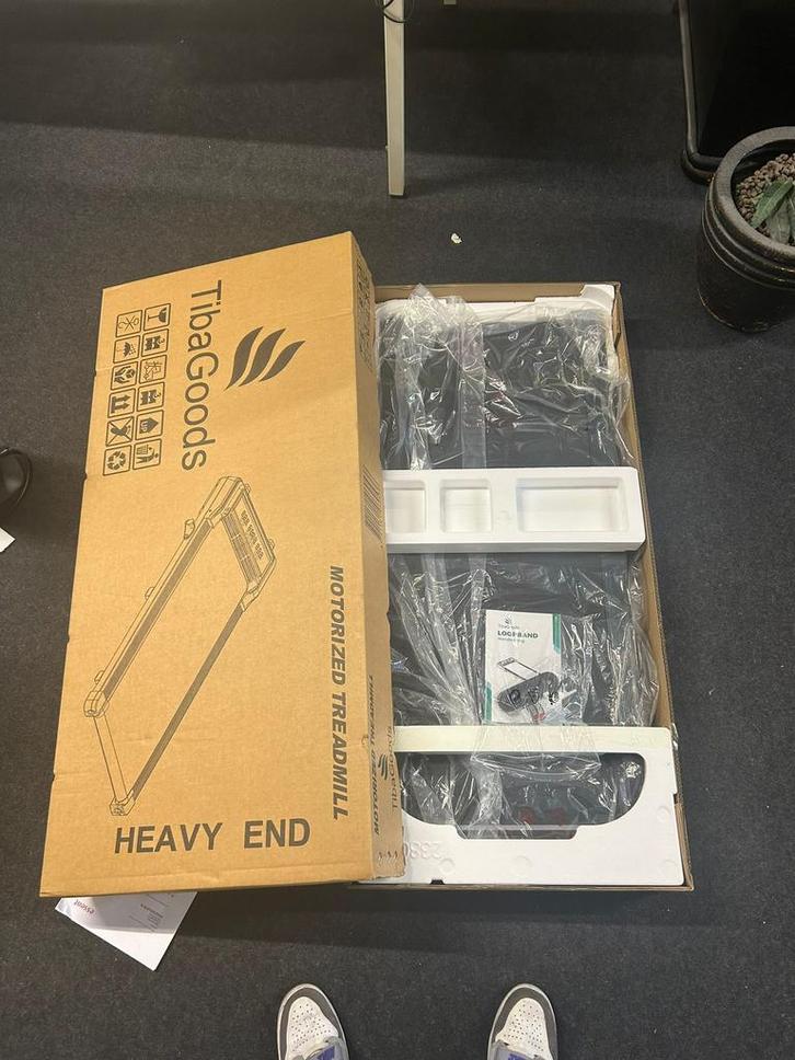 NIEUW IN DOOS TIBAgoods loopband       TM 12 december €110,-, Sport en Fitness, Fitnessapparatuur, Nieuw, Loopband, Ophalen