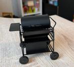 Poppenhuis BBQ 1:12, Ophalen of Verzenden, Zo goed als nieuw, Poppenhuis