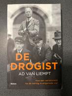 De Drogist - Ad van Liempt, Boeken, Ophalen of Verzenden, Zo goed als nieuw, Politiek